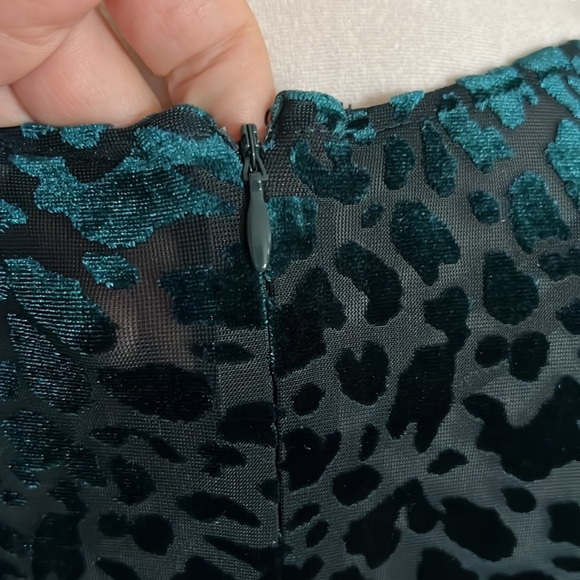 Calvin Klein Dark Green Burnout Velvet Faux Wrap Dress with Flounce Hem - NWT 8 - Picture 10 of 15